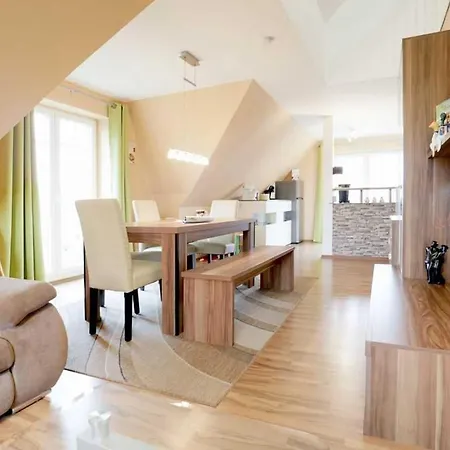 Schwannest 2 Apartment *