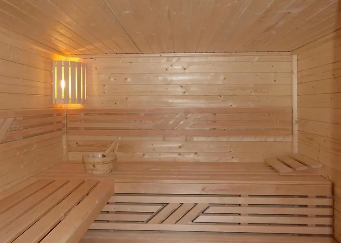 Schwannest 2 Groß Schwansee